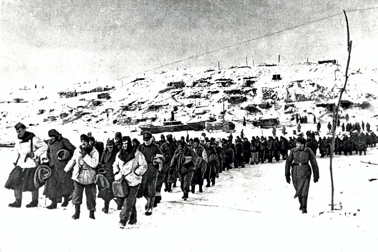 stalingrad tyska krigsfangar marscherar 1943 stalingrad tyska krigsfangar marscherar 1943